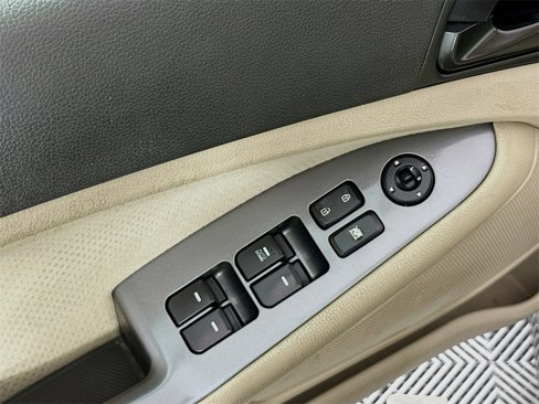 Used 2014 Kia Optima LX w/ LX Convenience Plus Package image 17