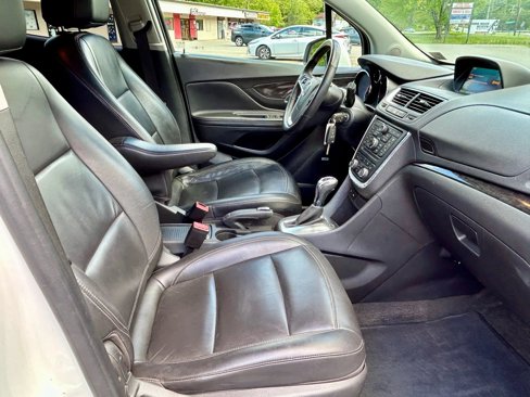 Used 2016 Buick Encore Premium w/ Experience Buick Package image 17