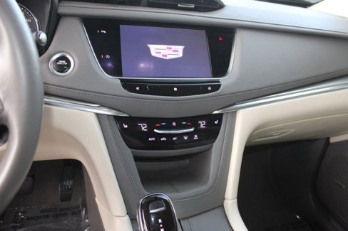 Used 2020 Cadillac XT5 Premium Luxury image 25