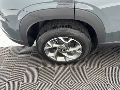 New 2025 Chevrolet Trax LT w/ LT Convenience Package image 11