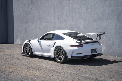 Used 2016 Porsche 911 GT3 RS image 3
