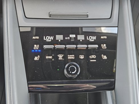 Certified 2024 Porsche Macan 4 Electric image 26