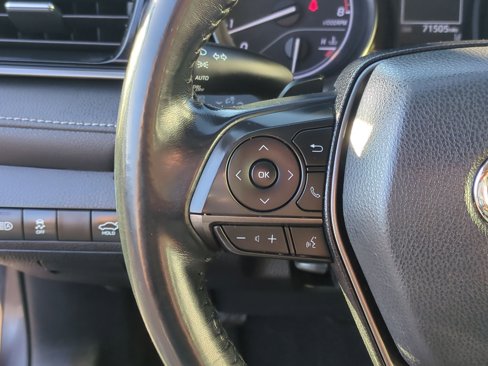 Used 2021 Toyota Camry SE image 18