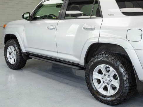 Used 2017 Toyota 4Runner SR5 image 33