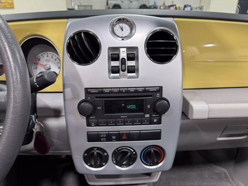 Used 2007 Chrysler PT Cruiser Touring image 56
