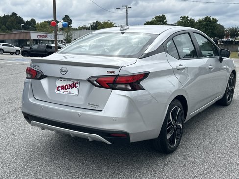 Used 2024 Nissan Versa SR image 3