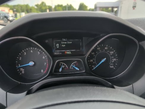 Used 2018 Ford Focus S image 20