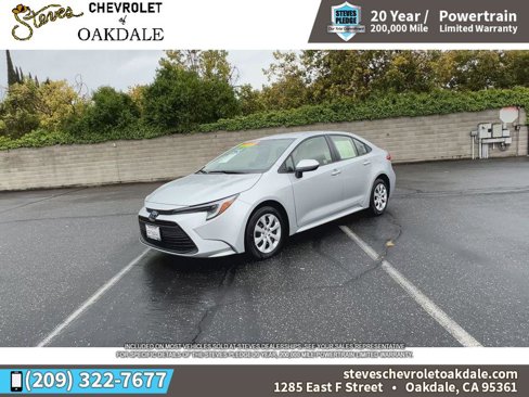 Used 2025 Toyota Corolla LE image 5