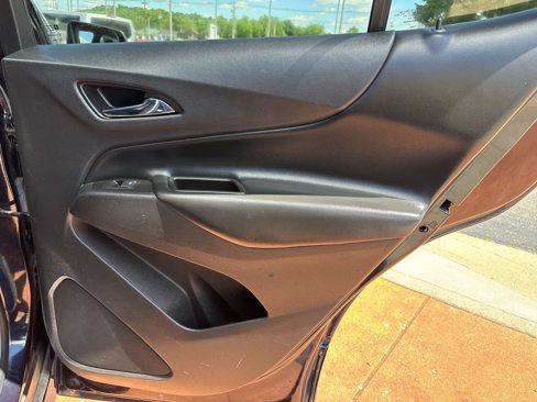 Used 2020 Chevrolet Equinox LT image 24