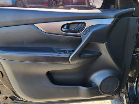 Used 2019 Nissan Rogue Sport S image 20