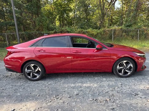 Certified 2023 Hyundai Elantra Limited image 4