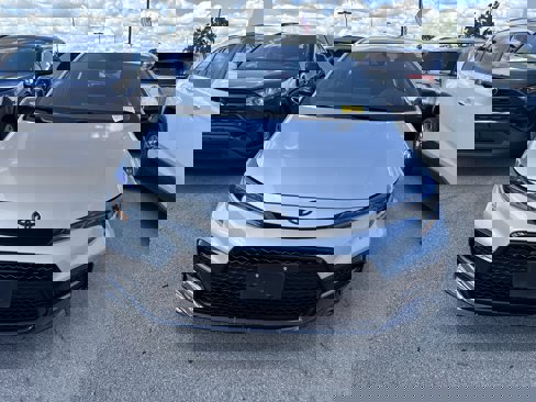 Used 2022 Toyota Corolla SE image 3