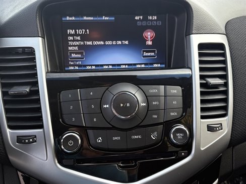 Used 2014 Chevrolet Cruze LT image 27