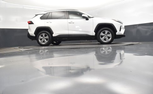 Used 2022 Toyota RAV4 XLE image 44