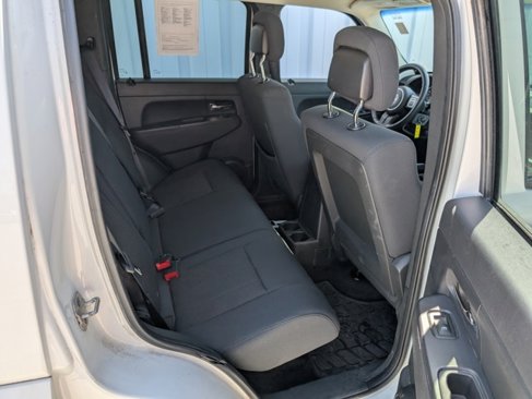 Used 2012 Jeep Liberty Sport w/ Popular Equipment Group image 17