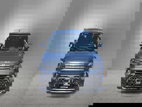 Used 2022 Kia Soul LX w/ Technology Package image 3