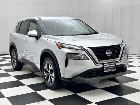 Used 2023 Nissan Rogue SV image 2