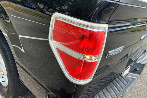 Used 2010 Ford F150 XLT image 26
