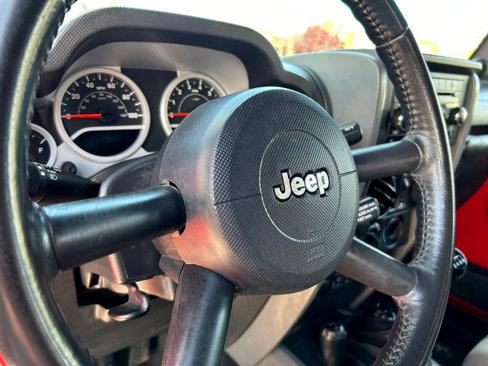 Used 2007 Jeep Wrangler Unlimited Rubicon w/ PWR Convenience Group image 30