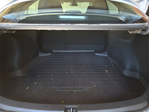 Used 2022 Toyota Corolla LE image 18