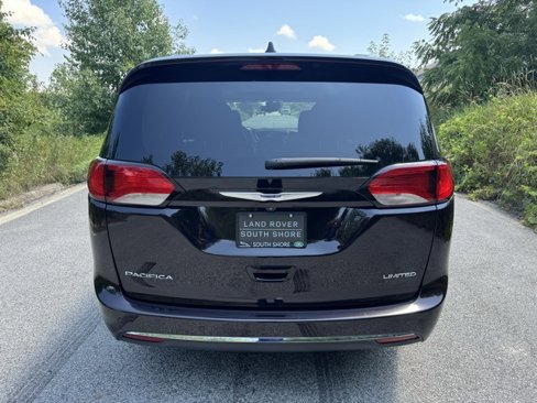 Used 2019 Chrysler Pacifica Limited w/ Advanced Safetytec Group image 6