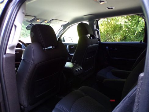 Used 2016 GMC Acadia SLE image 28