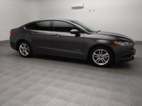 Used 2018 Ford Fusion S image 11