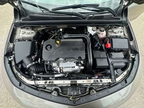 Used 2024 Chevrolet Malibu LT image 32