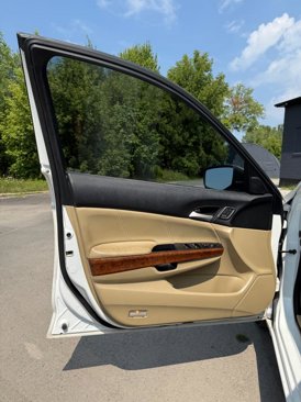 Used 2012 Honda Accord EX-L image 11