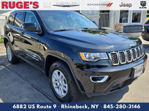 Used 2019 Jeep Grand Cherokee Laredo image 1