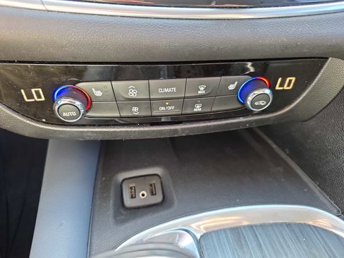 Used 2019 Buick Enclave Essence image 15