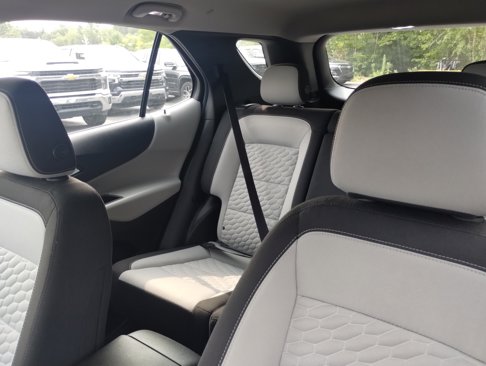 Used 2019 Chevrolet Equinox LS image 14