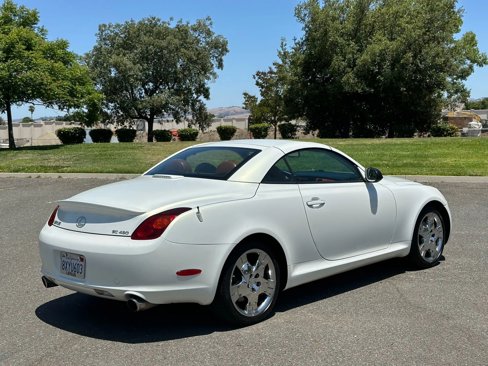 Used 2002 Lexus SC 430 Convertible image 4