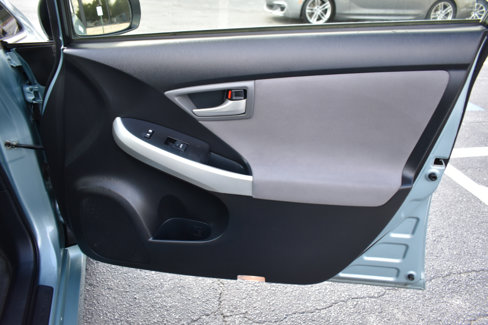 Used 2015 Toyota Prius Three image 36