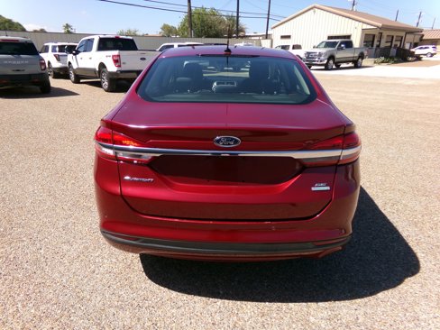 Used 2018 Ford Fusion SE w/ Fusion SE Technology Package image 6