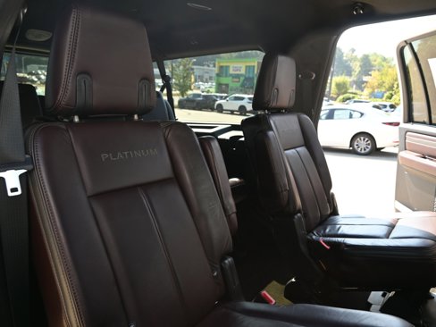 Used 2017 Ford Expedition EL Platinum image 26