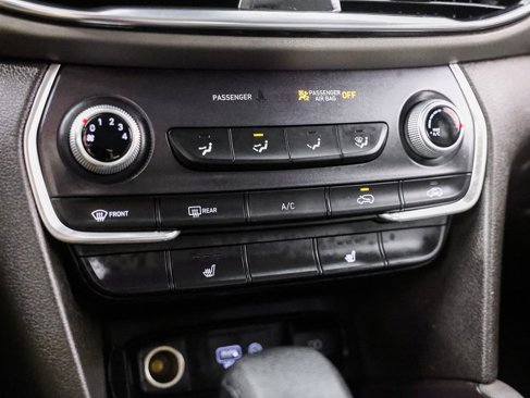 Used 2020 Hyundai Santa Fe SEL image 28