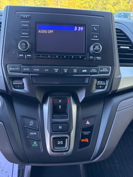 Used 2022 Honda Odyssey LX image 17