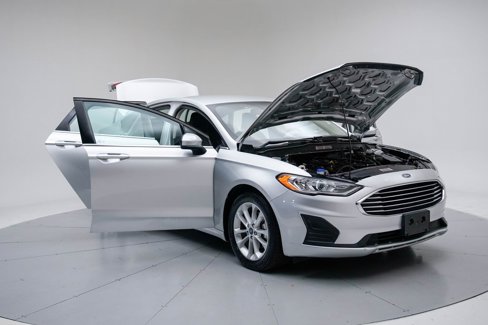 Used 2019 Ford Fusion SE image 28