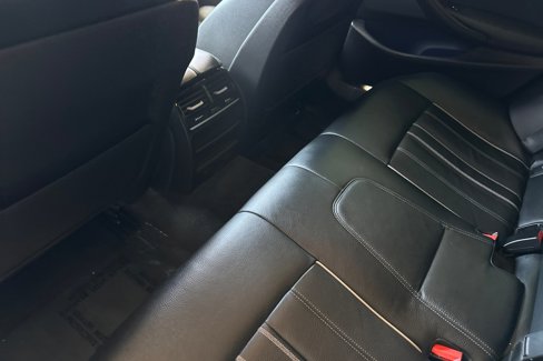 Used 2019 BMW 530i w/ Premium Package image 27