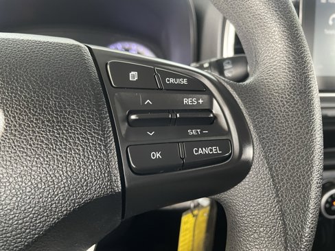 Used 2020 Hyundai Venue SE image 28