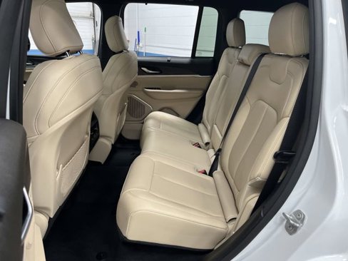 Used 2022 Jeep Grand Cherokee Limited 4xe w/ Luxury Tech Group II image 34
