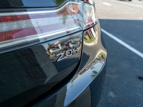 Used 2016 Lincoln MKZ Hybrid w/ Equipment Group 600A Reserve image 3