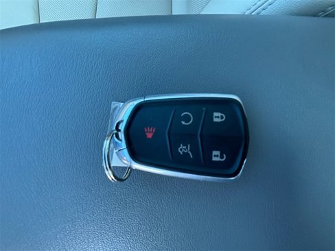 Used 2020 Cadillac XT5 Premium Luxury w/ LPO, Floor Liner Package image 88