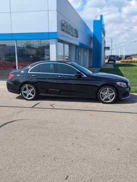 Used 2018 Mercedes-Benz C 300 4MATIC Sedan image 3