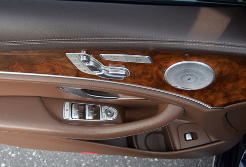 Used 2020 Mercedes-Benz E 350 4MATIC Sedan w/ Premium Package image 19
