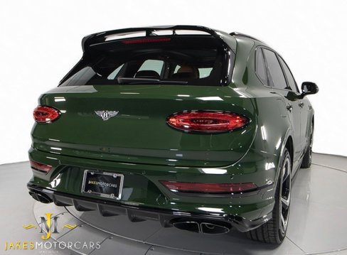Used 2022 Bentley Bentayga image 12