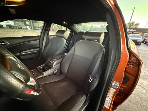 Used 2011 Dodge Charger SE image 11