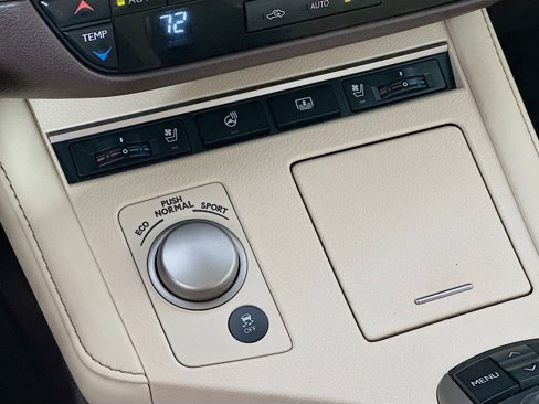 Used 2016 Lexus ES 350 image 21