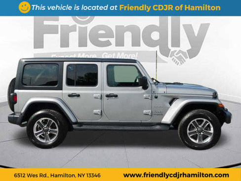 Used 2020 Jeep Wrangler Unlimited Sahara image 2